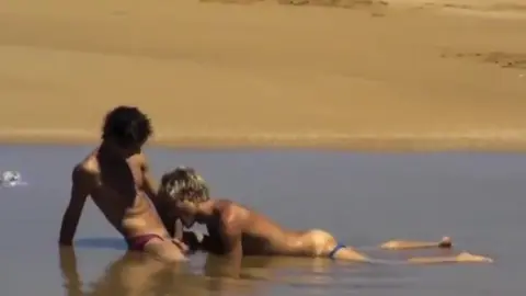 Foda intensa e suada na praia