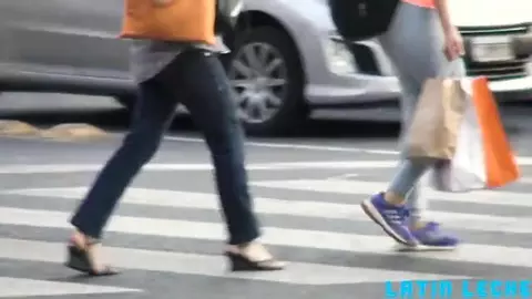 Un giovane mi svuota le palle