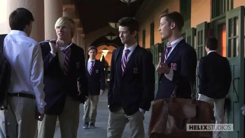 Sesso a tre al liceo (18+)