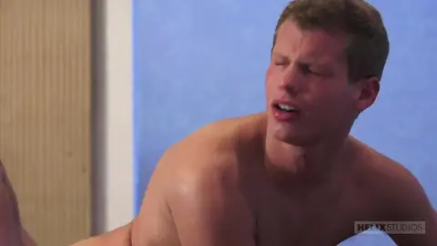 Il subdolo house-sitter se la gode