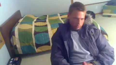 Swedish twink jerking off on cam