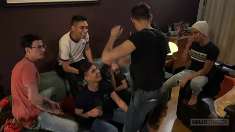 Gangbang hardcore con ragazzi brasiliani arrapati