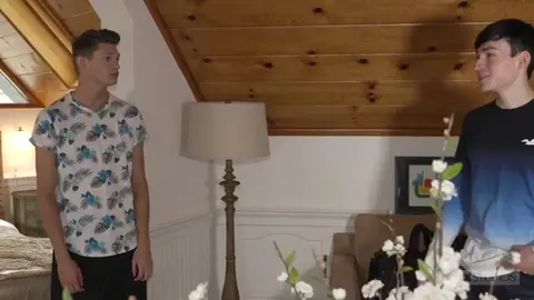 La casa sul lago: Episodio 1 - HelixStudio