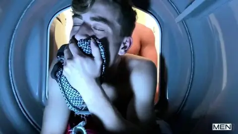 Jesse Bolton ran fucked in the washing machine drum