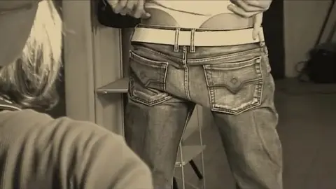 Quando il servizio fotografico si trasforma in una gangbang...