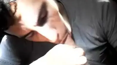 Giovane arabo arrapato