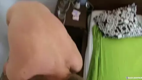 Offro dei soldi a un passante per scoparlo