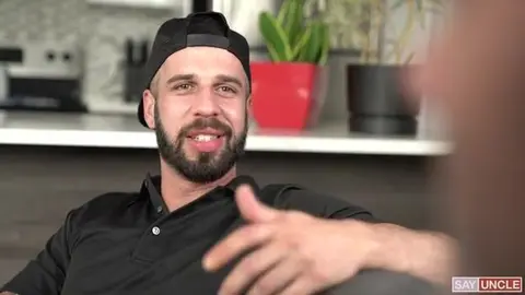 Stalloni muscolosi approfittano di due fratelli — Benjamin Blue, Romeo Davis, Manuel Skye & Edward Terrant