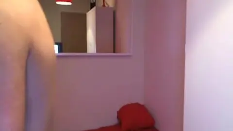 Twink arrapato si masturba