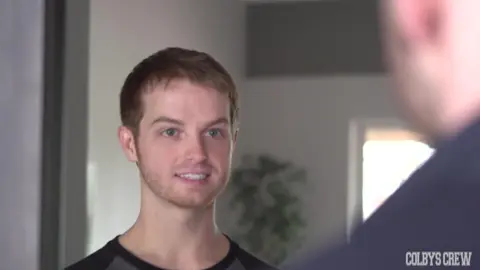 Plumber drills the twink’s tight ass — Aleks Buldocek & Drew Hill