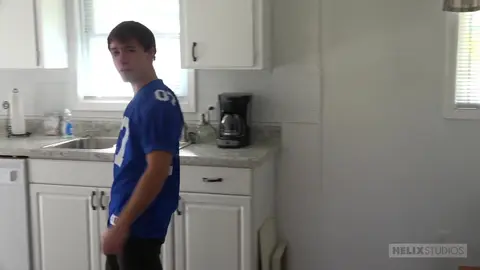 Очень тугая дырка — Zach Taylor & Joey Mills (Без гондона)