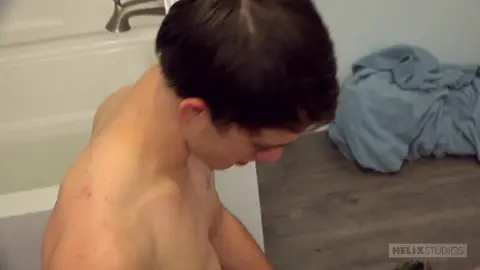 Un buco bello stretto — Zach Taylor & Joey Mills (Bareback)