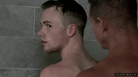 O treinador da academia me deixa excitado — Lucca Killian & Rock