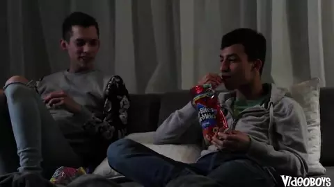 When my best friend sleeps over, we fuck — Lukas Jensen & Dominic Couture