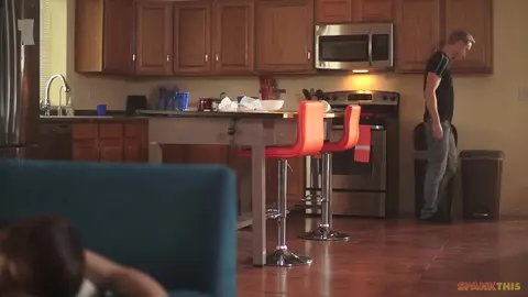 Sculacciate e culi rossi — Max Carter & Tristan Adler