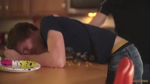 Шлепки и красные попки — Max Carter и Tristan Adler