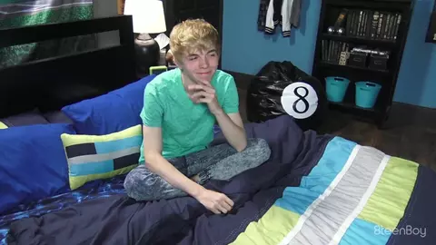 Jamie Ray : giovane con un grosso cazzo