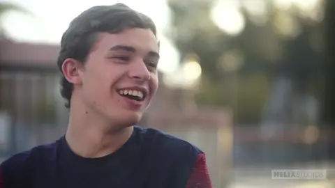 A estreia de Collin Adams no pornô — Travis Berkley & Collin Adams