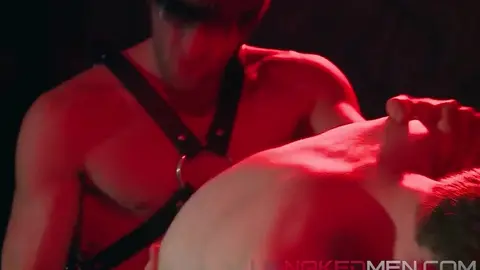 Ridefinire i momenti di piacere - Woody Fox & James Longhill