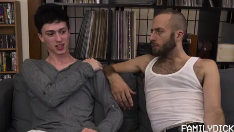 Un masaje muy especial con el suegro