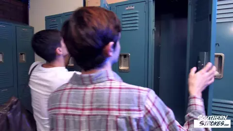 Momento de debilidad - Aiden Ward & Grayson Lange