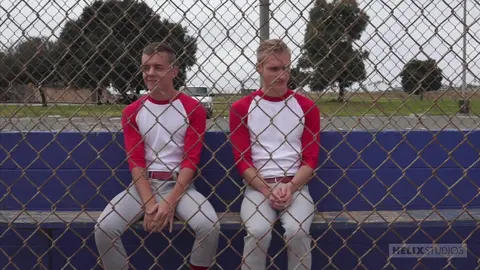 Ein diskretes Treffen mit einem heißen Blondie! - Max Carter & Ian Levine