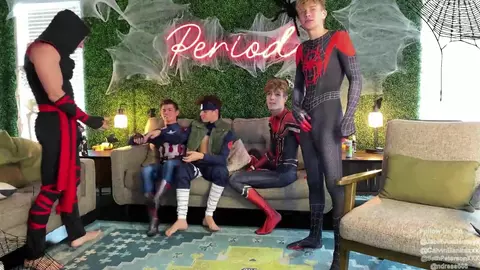 Fiesta sexual de superhéroes