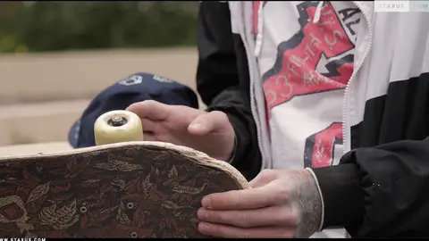 Скейтеры и панки — Сцена 2