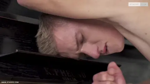 ¡Enfréntate a mi polla! Escena 4 - Rob Bisset & Adam Veller