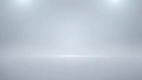 Neuer Rekrut hart gequält in der Kaserne