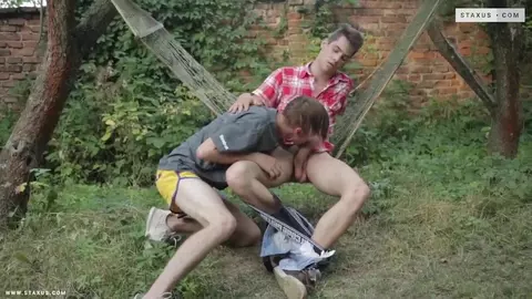 Sneaky fuck between curious buddies