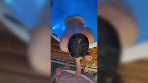 Guillo_Cuellar — Hot Tub Suck