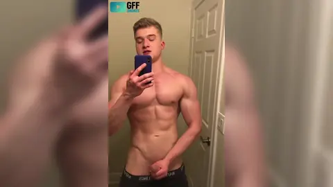 Alekxbrandt — rapidita en el baño