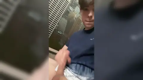 Gaytwink0001 — соло-дрочка