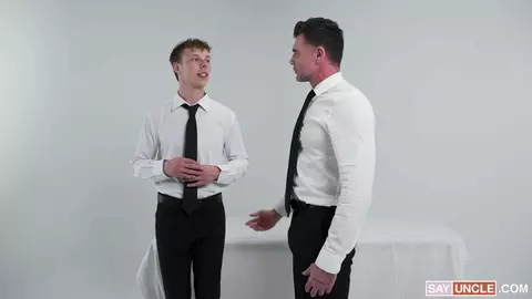 Danny Shine, Dick Dawson – ¡Brilla, diamante twink!