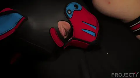 Divertimento in Spandex (Divertimento in Lycra)