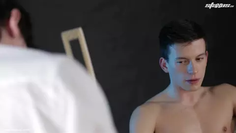 Junge Männer beim Bareback-Ficken