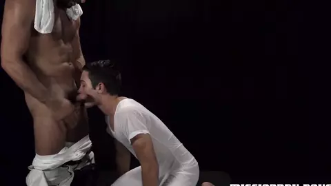 Daddy Bishop Napoli come o novinho Elder Anderson