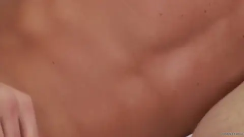 Le baja la erección matutina a pelo - Benjamin Dunn & Danton Gary