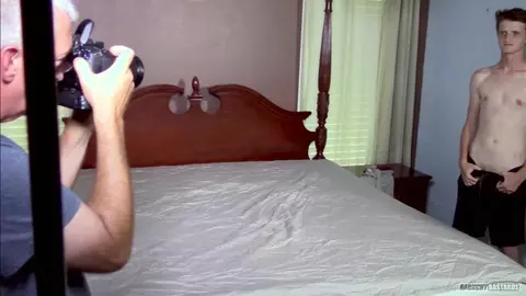 Il nonno si scopa un twink