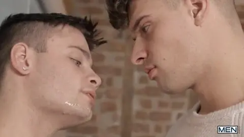 Ryan Bailey совершает каминг-аут ради Malik Delgaty