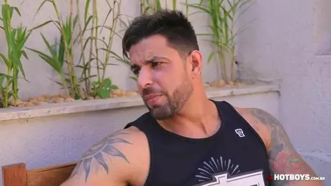 Si dona all'amico di suo fratello - Kadu Gostosao & Augusto