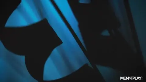 Dispuesto a todo por un aumento — Edward Terrant y Manuel Skye