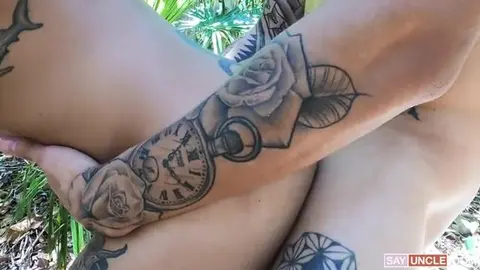 Encontro quente com caroneiro