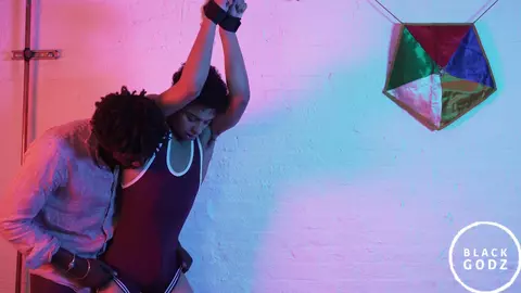 Stallone nero – Marcus Labronx & Devin Trez