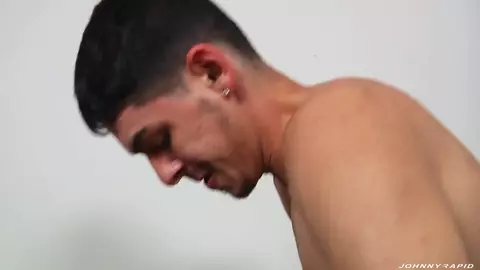 Скидка за быстрый секс — Johnny Rapid и Tony Douglas