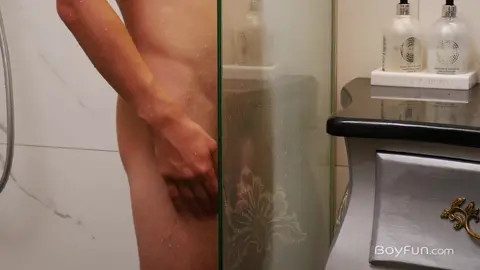 Dopo la doccia — Ollie Barn & Danny Bianchi