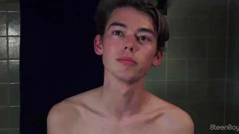 Austin Lovett Jerks in the Bath