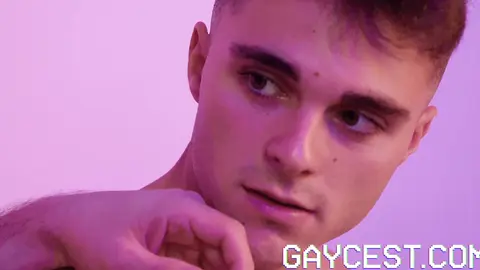 Väterliche Lektionen — THE MEN OF THE FAMILY Folge 1