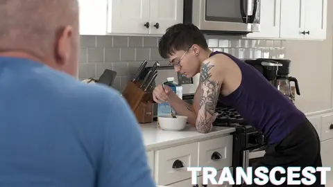 THE STONE FAMILY Episode 1 - Content